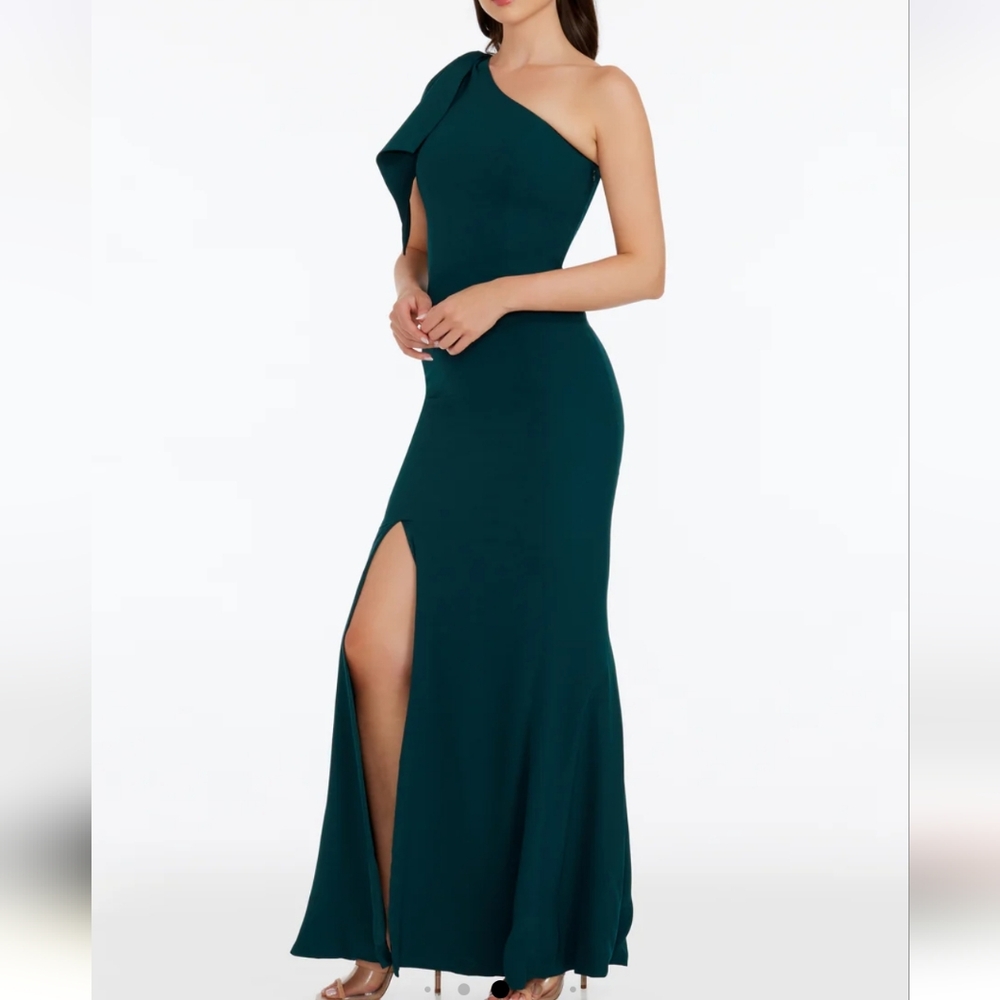 Dress The Population Georgina One Shoulder Gown Pine Green - Picture 4 of 14